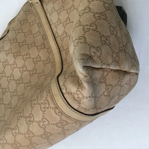 GUCCI Vintage Joy Embossed GG Leather Tote Tan - Picture 6 of 16